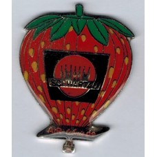 Schwartau Strawberry Silver with banner